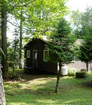 Morgan Cabin | Cottage on Seymour Lake