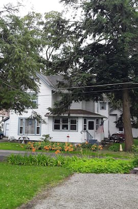 Lily Dale House | The Owls Nest in Lily Dale, NY - Blue Room