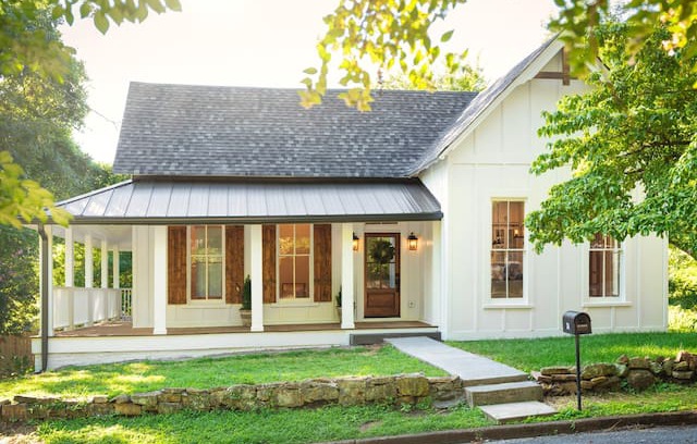 St. Elmo Improvement League House | Boutique St Elmo Farmhouse 7 min from Downtown