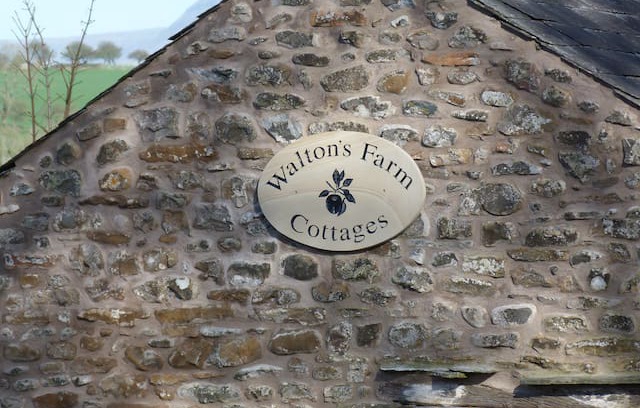 Fourstones Near Bentham Cabin | Orchard Cottage, Waltons Farm Cottages, Cantsfield
