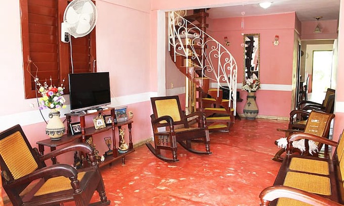 Trinidad House | Hostal Bartender’s Cadalso (2 Habitaciones)