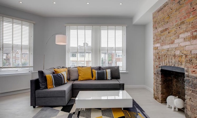 Brent Apartment | Stunning 3 Bed Apt w/Patio near Willesden Green