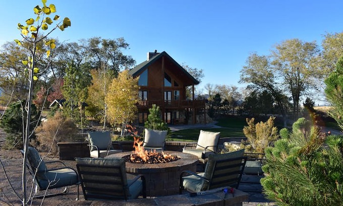 Fayette Cabin | The Lodges at Pheasant Run (Entire Ranch)