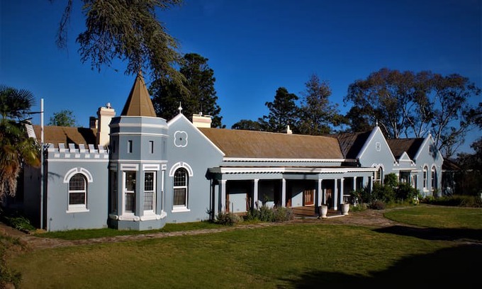 Yass Bed & Breakfast | Linton Manor, Yass NSW
