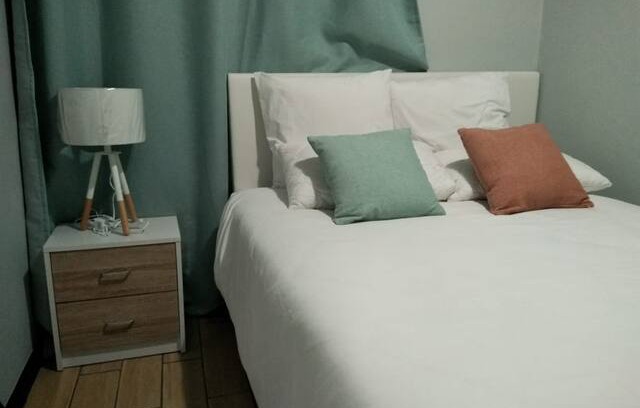 Cape Town City Centre Apartment | The Heriot, Self- catering modern apartment.