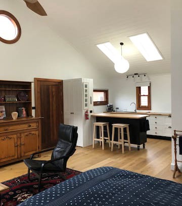 Uralla House | Barking Dog Gallery Bedsit