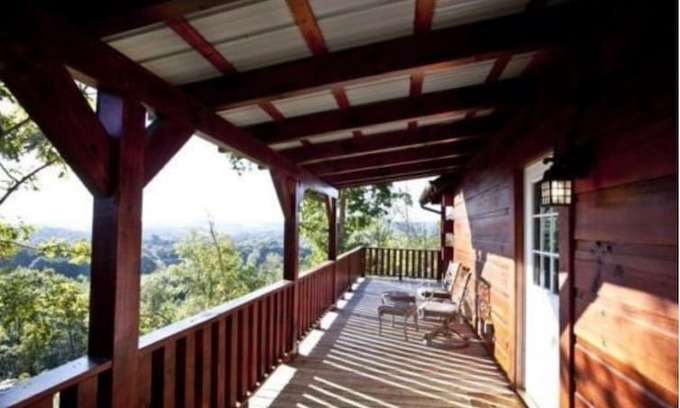 Tellico Plains Cabin | Eagles Nest