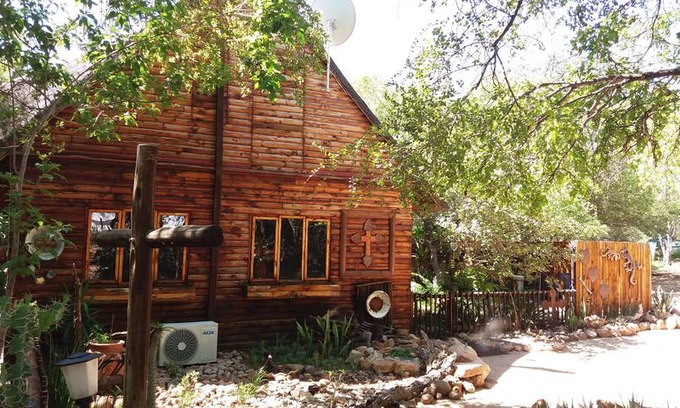 Marloth Park Cabin | De Gastehuysje