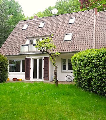 Rotenburg House | Naturnah wohnen - schönes helles Zimmer mit Balkon