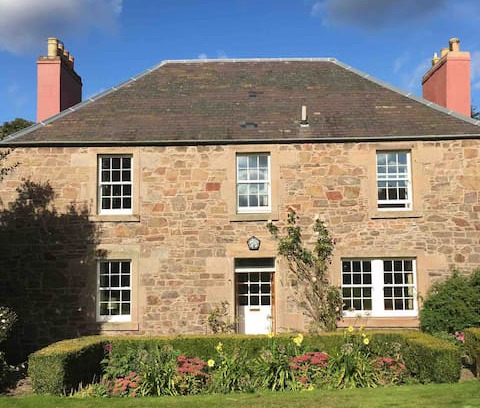 Burnmouth House | Hillburn Gardens