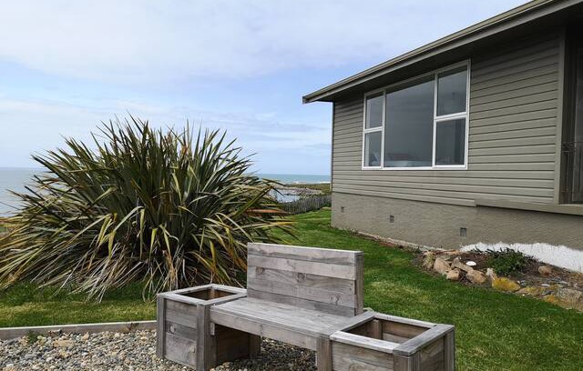 Colac Bay House | Colac Bay Vision