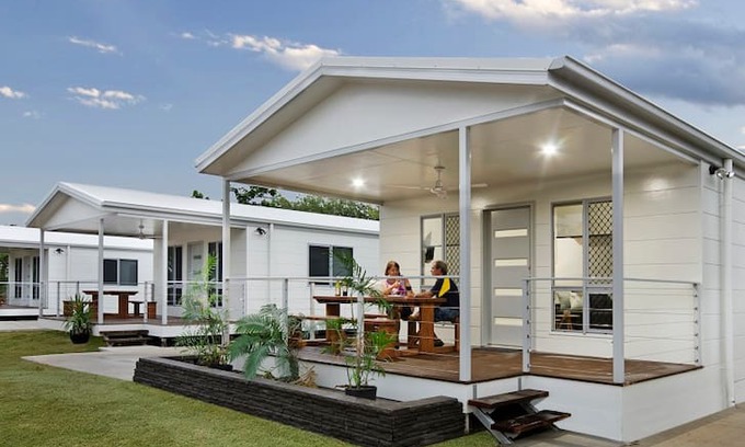 Bohle Plains Villa | Villas at the Village
