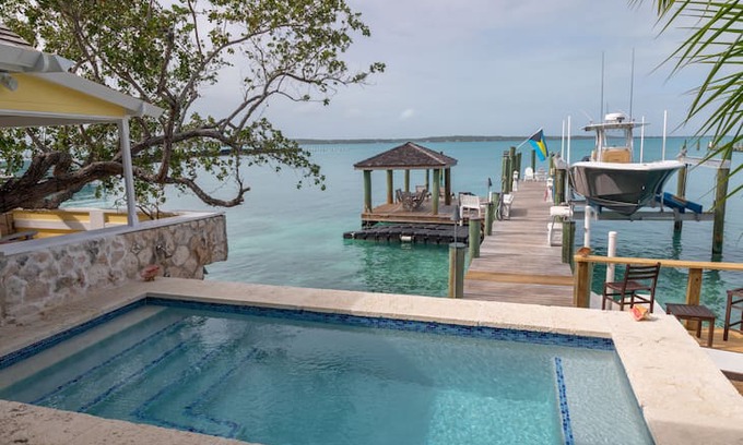 Dunmore Town House | Bay Breeze - A Boater Dream!