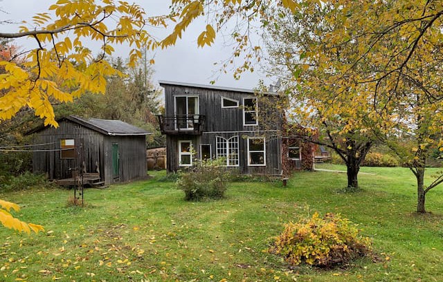 Amherst Cabin | The Tree House-Close to Ski Wentworth with a Sauna
