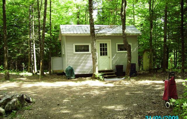 East Burke Cabin | RKS CABINS ON THE TRAIL (Camp Cardinal)