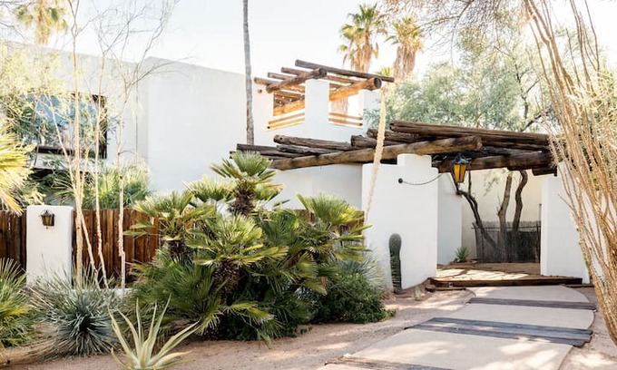 Picture Rocks House | The JTH Tucson
