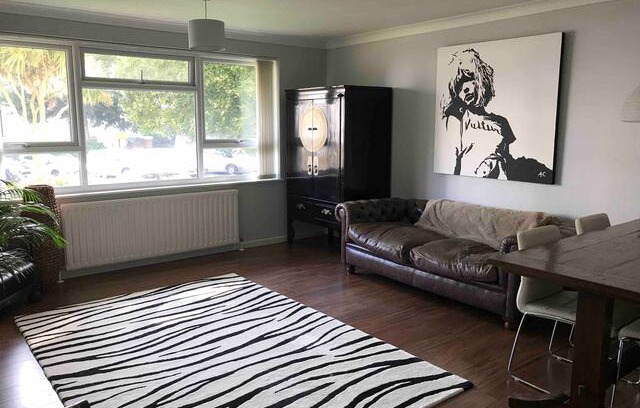 Eastbourne City Centre Apartment | Tavistock Apartments - Eastbourne seafront