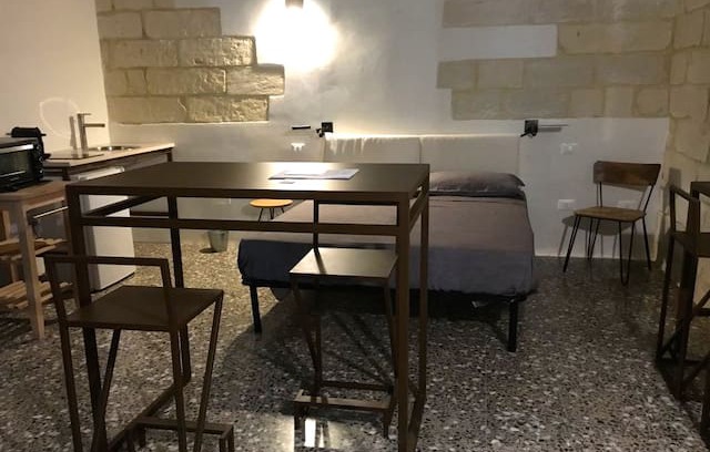 Melendugno Bed & Breakfast | Masseria Torre Sant’Andrea, camera “antico pozzo”