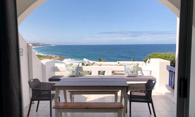 Shaka's Rock Apartment | Thira 36*Ballito*Santorini