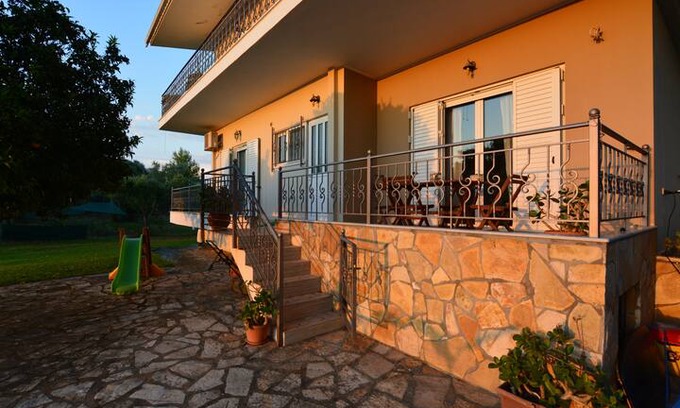 Aktio-Vonitsa Villa | Siamos Villa