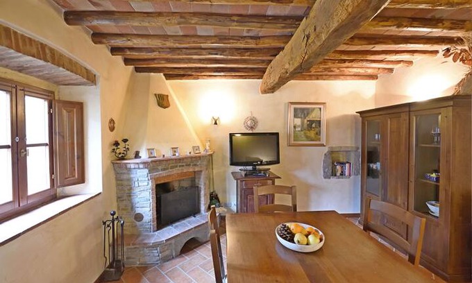 Gaiole in Chianti Apartment | LECCHI IN CHIANTI/MONTEBUONI VILLA BELL'ARIA