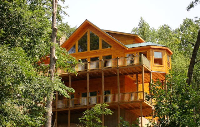 Lake Lure Cabin | Resort Dirty Dancing Cabin Overlooks Waterfalls