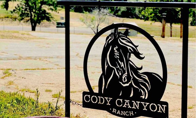Orosi Cabin | SequoiasNational Park / kings - Cody Canyon Ranch