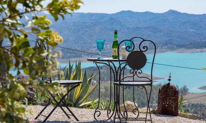 Vinuela House | Las Golondrinas - Chill out Paradise in Andalucia