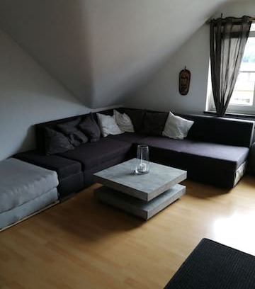 Grevenbroich Apartment | Gemütliche Wohnung 30min von Köln in grüner Lage.