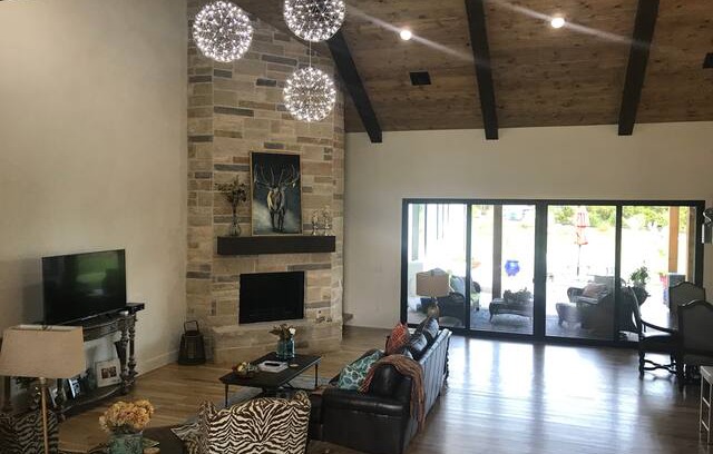 Stillwater House | Luxurious Game Day Retreat