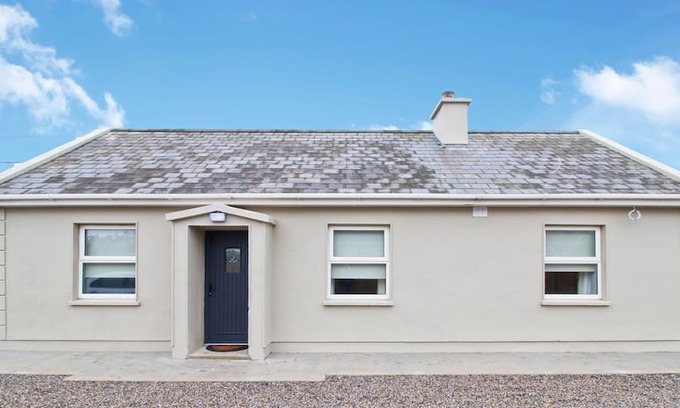 Doonbeg House | Creegh Cottage, Doonbeg, Co. Clare V15 Y367