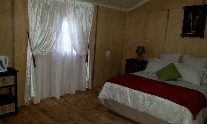 Rayton Cabin | Die Boskombuis Gastehuis - Boshuisie 5
