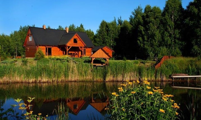 gmina Orla Cabin | Rustic rural retreat