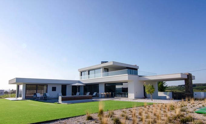 Cadaval Villa | Modern luxery Villa Zilverkust with heated pool
