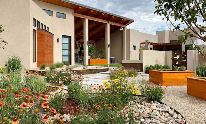 Albuquerque House | Casita Agave. Luxury, secure and central location