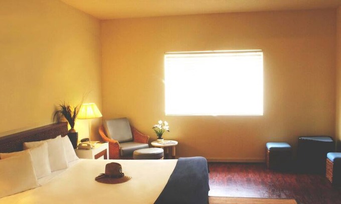 Tamuning Apartment | One Pacific Hotel Suite Room
