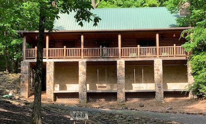 Edgemont Cabin | Log Cabin Escape on Greers Ferry Lake