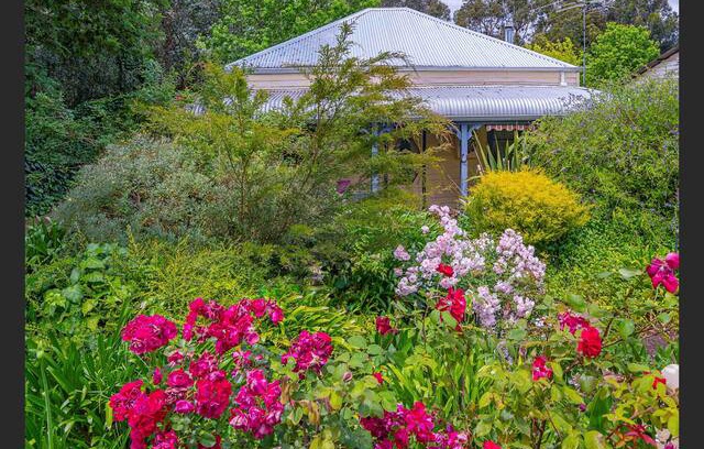 Nannup House | Tangle Tree Cottage ..Your Cosy Winter Getaway..