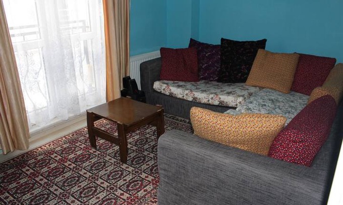 Tepebası Apartment | Anadolu Üni. Eczacılık Fakültesi.