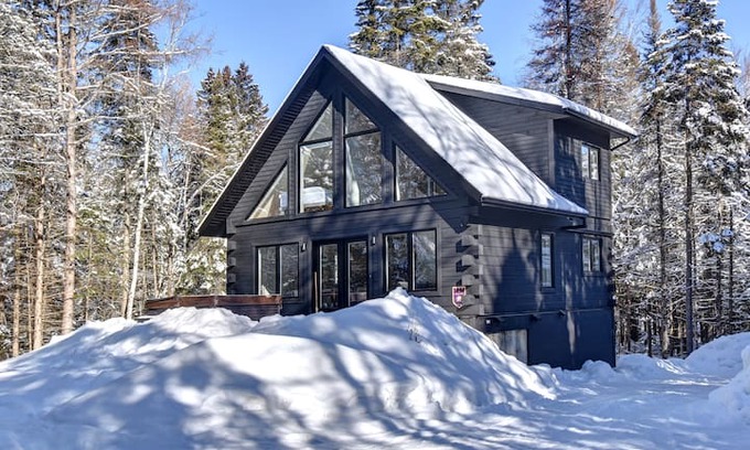 Saint-Faustin-Lac-Carre Villa | Le Fika - chalet détente près de Mont-Tremblant