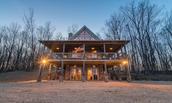 Tyro Cabin | The Sanctuary
