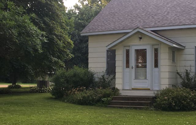 Madelia House | Peaceful, warm farmhouse with abundant wildlife.