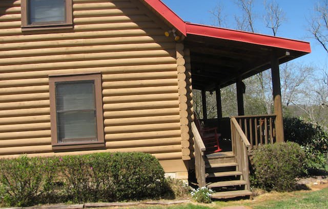 Cullowhee Cabin | Red Roof at the Tuckaseigee Valley Cabins