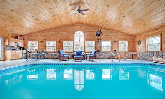 Lapeer Bed & Breakfast | The Upper Room Bed and Breakfast