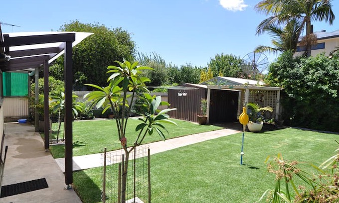 Semaphore House | Semaphore-The Shack: Pet Friendly House near Beach