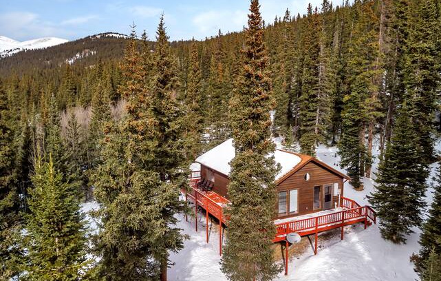 Alma Cabin | Shiras Cabin