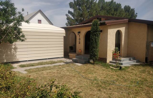Loving House | Rooms for rent in Loving, NM