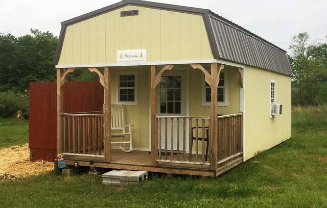 McArthur House | Honey Bee