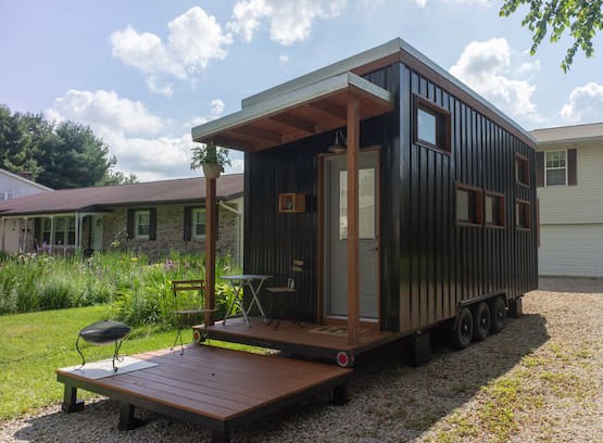 Nashport House | Modern Tiny House near Zanesville