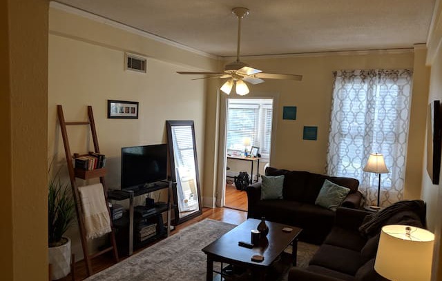 Summerville Apartment | Masters Week Condo George Walton Condominiums